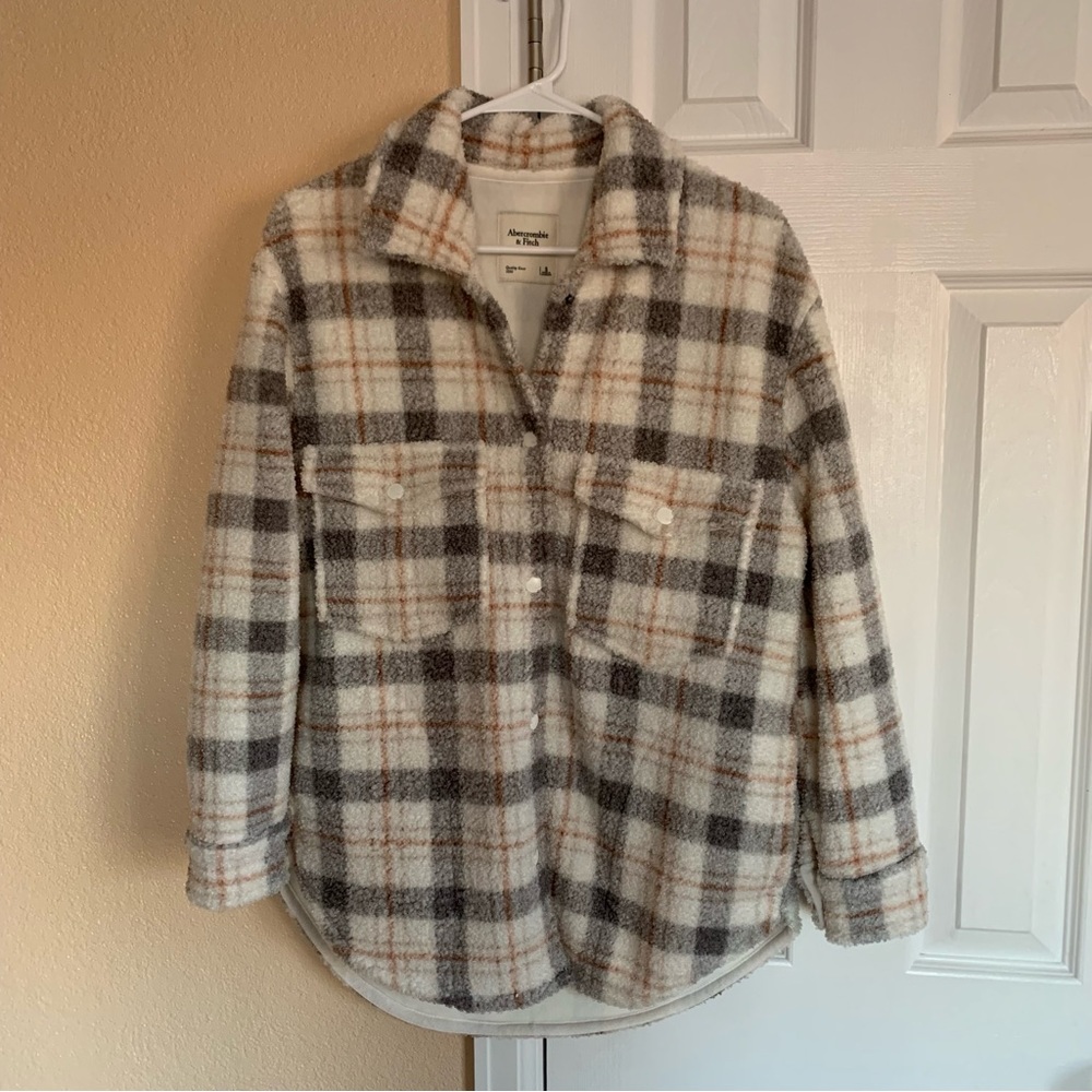 NEW Abercrombie Sherpa Jacket/Shacket (Women’s)